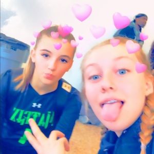 Meet your Posher, Delicea